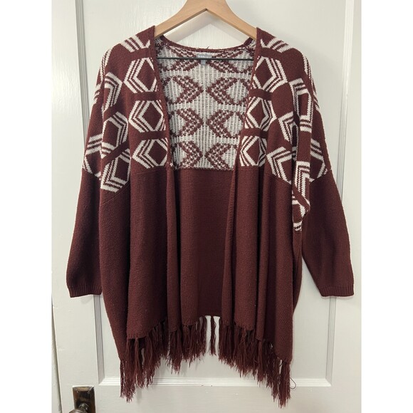 Charlotte Russe Women's Burgundy White Boho Fringe Oversized Cardigan Size S / M - Picture 1 of 5
